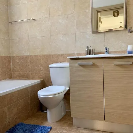 Lazuli Center Ap 42 Lägenhet Larnaca