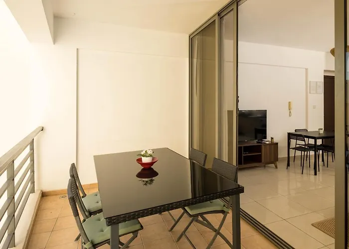 Lazuli Center Ap 42 *